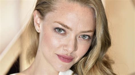 amanda seyfried nuse|Amanda Seyfried recalls doing nude scenes at 19